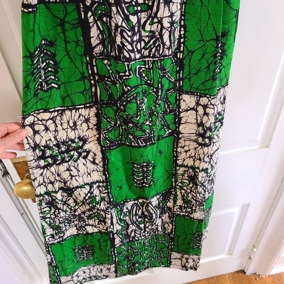 VINTAGE - Handmade patterned dress - Picture 6 of 8